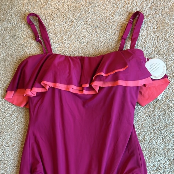 Contour coco reef agate ruffled  bandeau swim suit one piece bra size fuschia - Picture 4 of 10